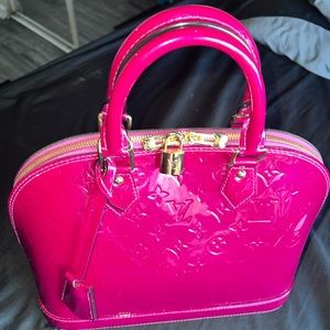Louis Vuitton Alma PM Vernis Magenta (DOES NOT INCLUDE BAG CHARM)
